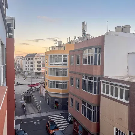Muy Luminoso En Playa De Canteras * Las Palmas de Gran Canaria